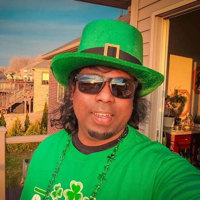 Clovers and cheers on St. Paddy's Day
